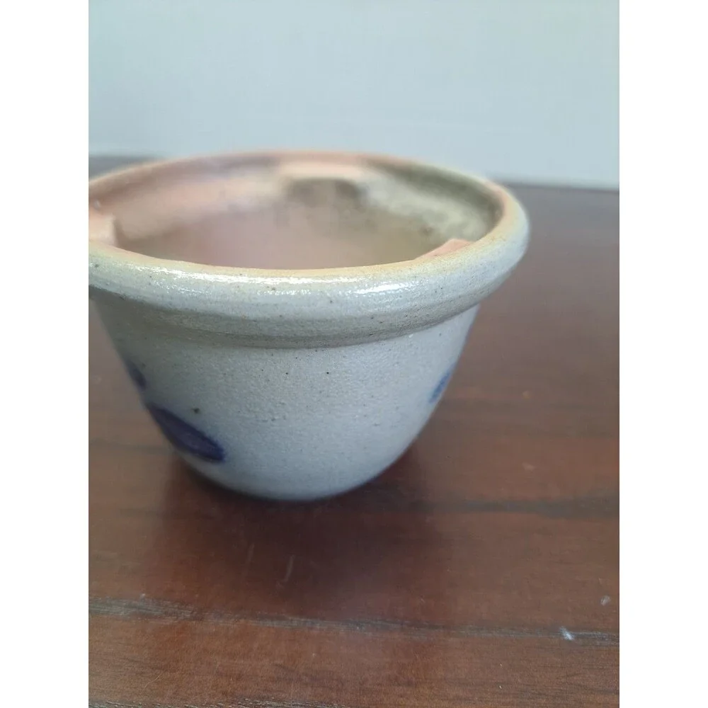 Rowe Pottery Heart Design Candle Tart  Warmer Base